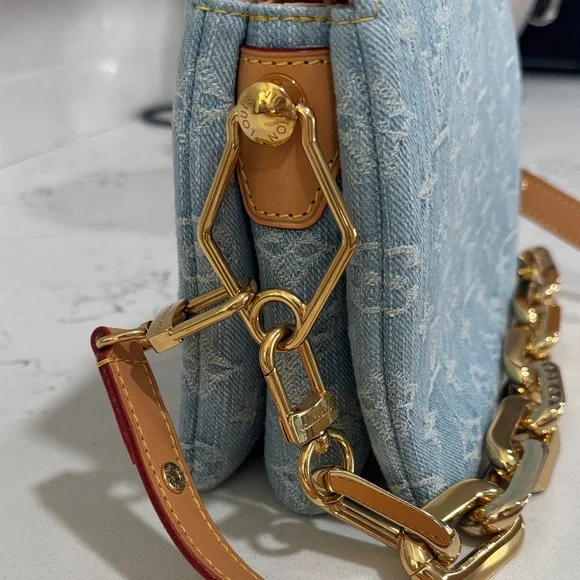 Louis Vuitton Coussin BB Denim - Picture 6 of 8